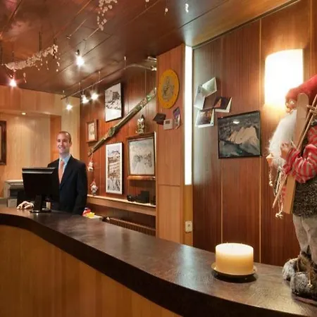 Hotel Kandahar 4*